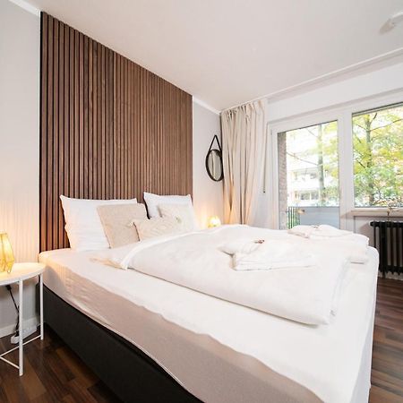 Favorite Stays - Suite And More - Westfeld Нойс Экстерьер фото