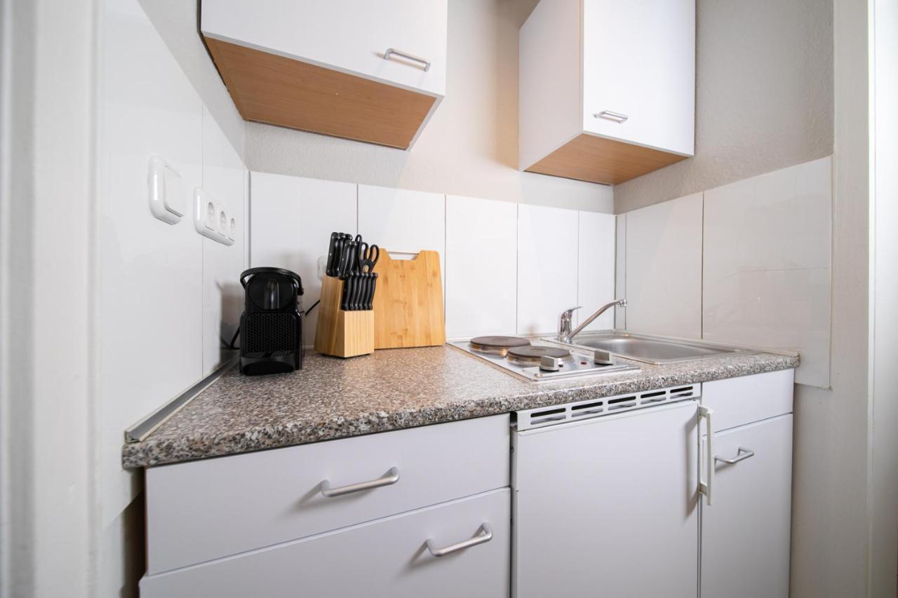 Favorite Stays - Suite And More - Westfeld Нойс Экстерьер фото